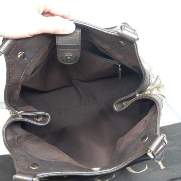 Authentic Gucci GG Monogram Supreme Sukey Shoulder Tote Bag - Picture 8 of 10